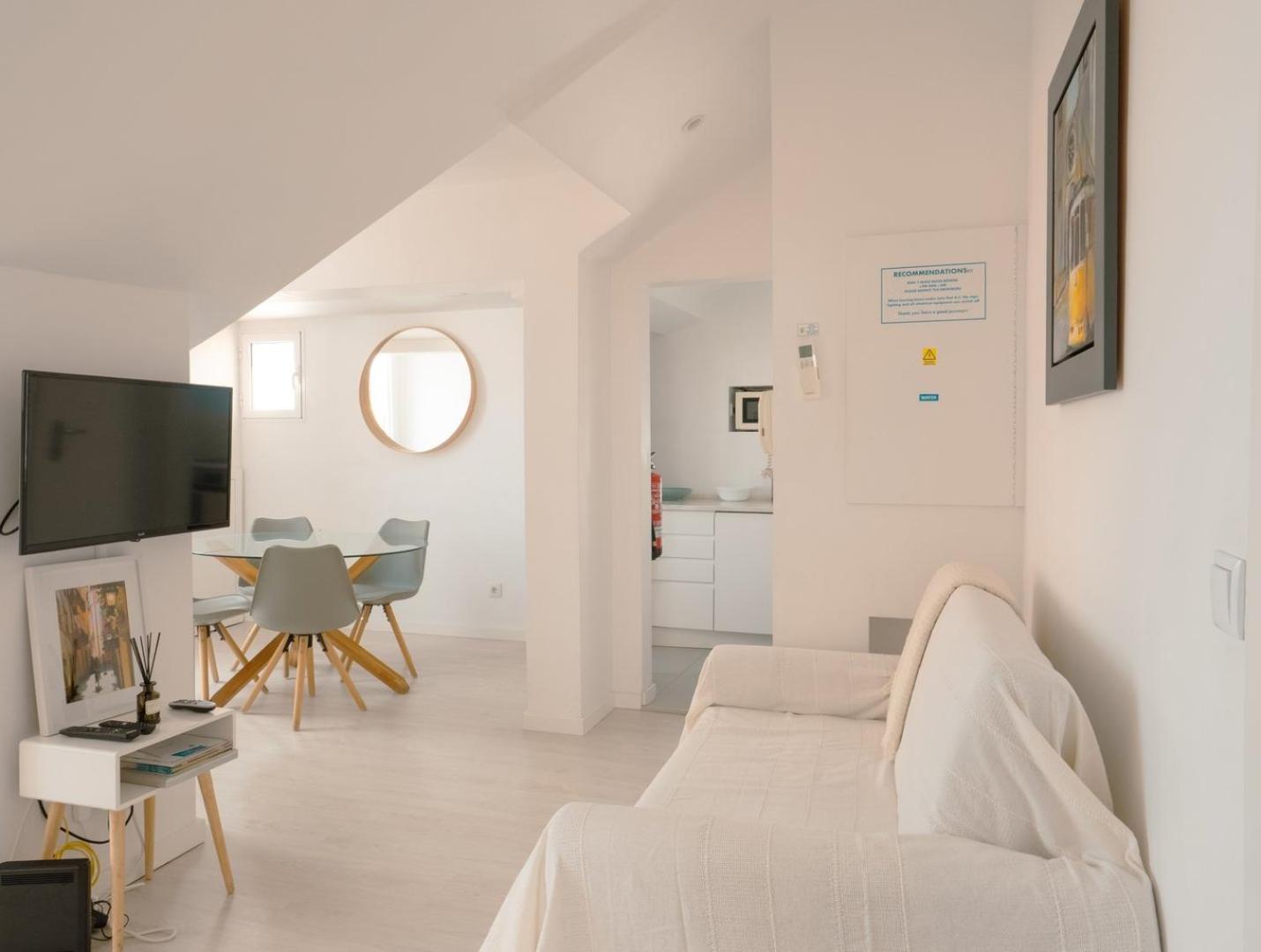 Charming 2br Steps From Castelo De S. Jorge | By Airnest Lisboa